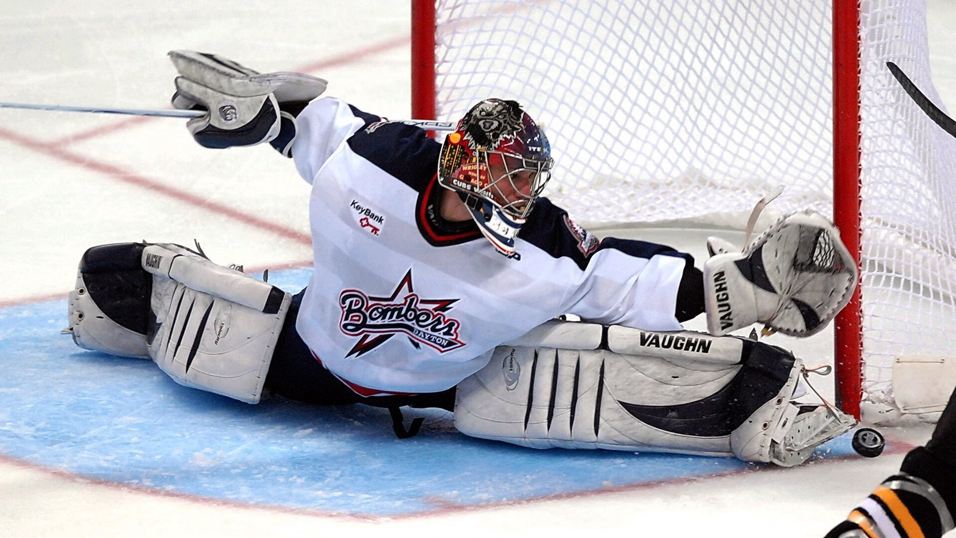 “白热化追逐战,夺冠单位百花齐放,悬念依旧”,白热化阶段了是什么意思